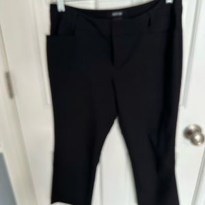Apt 9 capri pants size 4